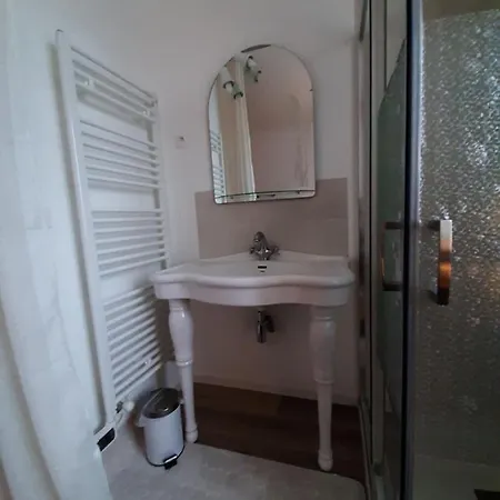 Charles Au Premier شقة *