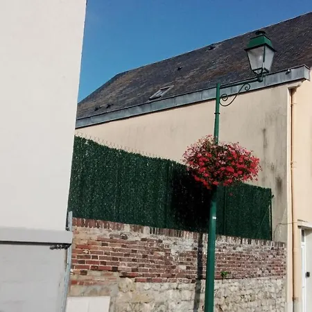 شقة Charles Au Premier Le Mêle-sur-Sarthe